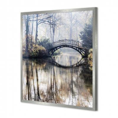 PUENTE ANTIGUO EN OTOÑO